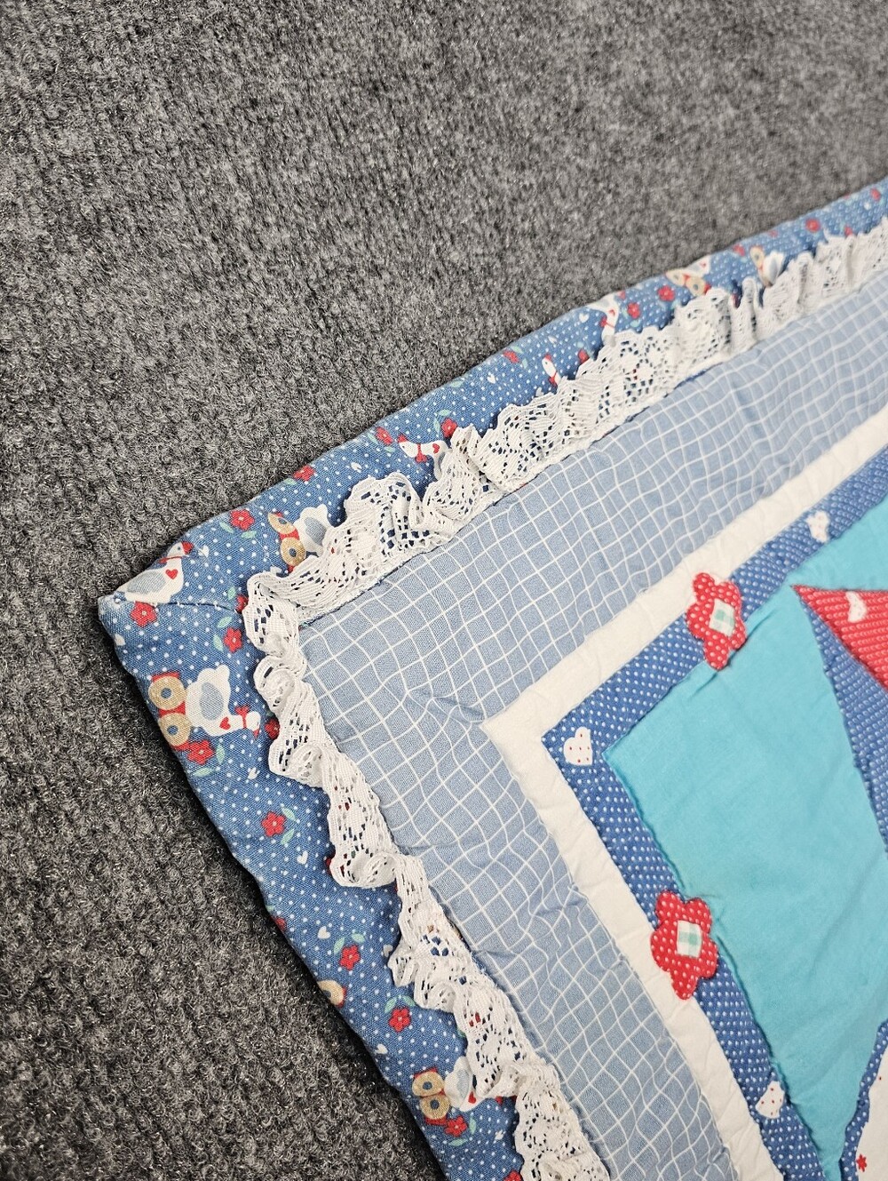 Vintage 1986 Diana Burchfield Girl Goose Duck Kite Baby Quilt Blanket - Picture 5 of 8